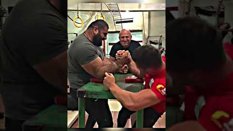 LEVAN SAGINASHVILI vs 'IRAKLI ZIRAKASHVILI' sparring! 💪👹 #armwrestling #short #shorts #trending #fyp