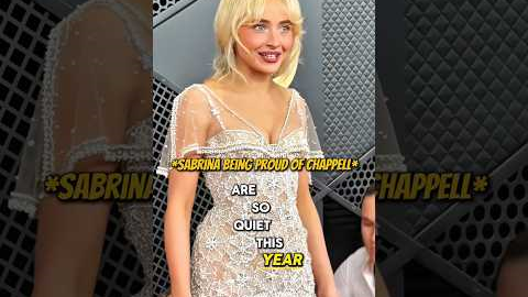 The paparazzi was very well-behaved at the #grammys 😂🏆