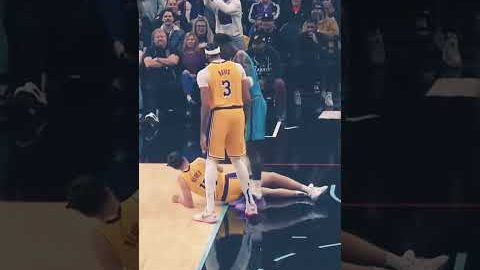 Always Protect Your Teammates #viral #sports #basketball #trending #new #cold #comeback