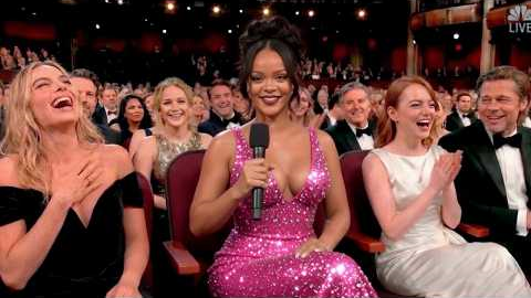 Nobody Breaks Celebrities Like Rihanna 😲QUEEN!